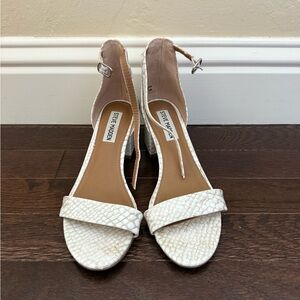 Steve Madden White Textured Heels
